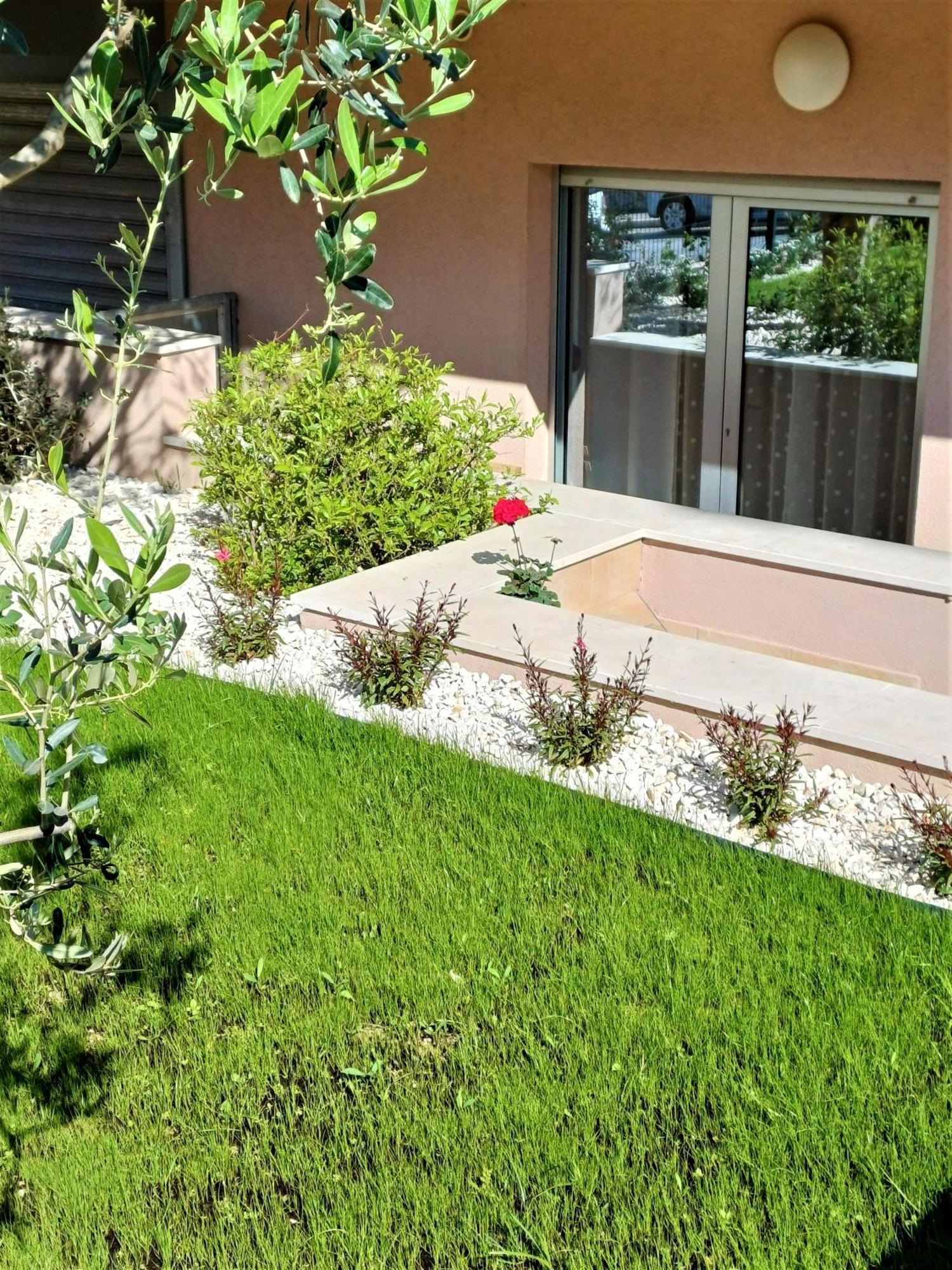 Apartment Zenta With Free Private Parking Σπλιτ Εξωτερικό φωτογραφία