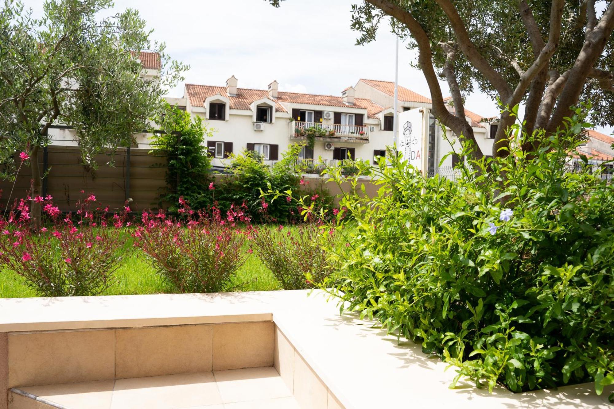 Apartment Zenta With Free Private Parking Σπλιτ Εξωτερικό φωτογραφία